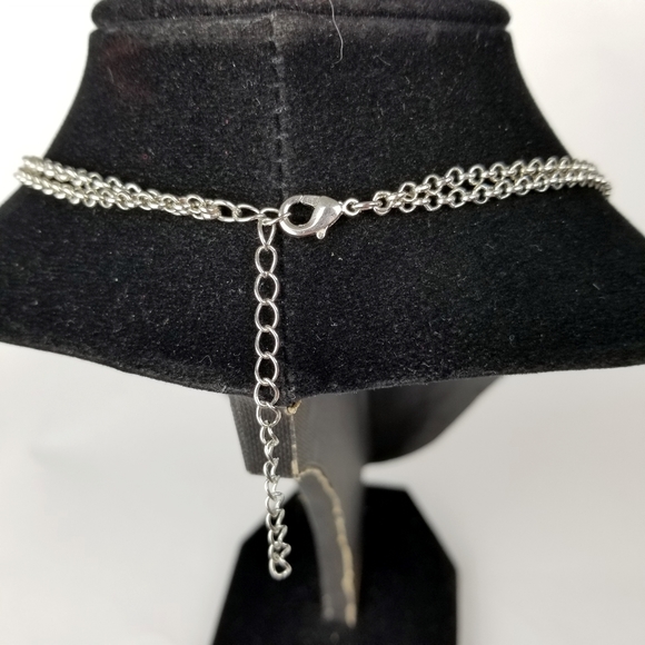 Retro Red Enamel & Silver Tone Necklace & Earrings - Picture 13 of 14